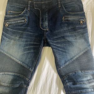 Men’s Balmain Jeans size 34 Tapered.